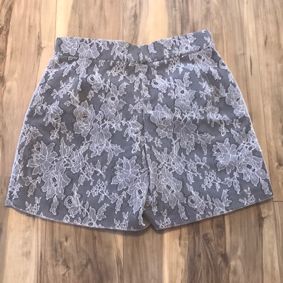 Amir Taghi Lace Shorts SS14 - Picture 6 of 6